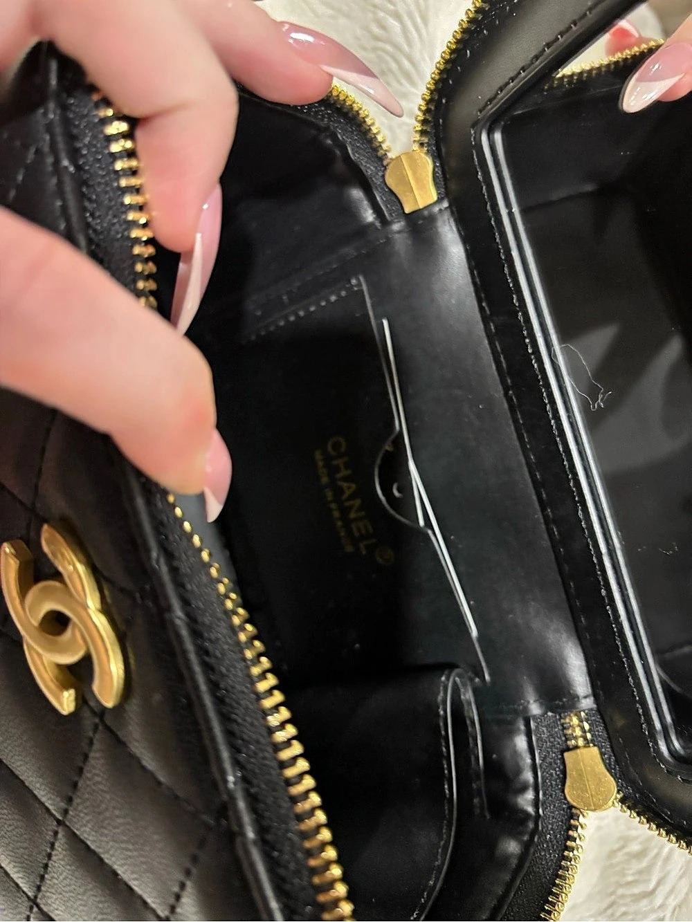 Vanity Case / Purse - Picture 4 of 6